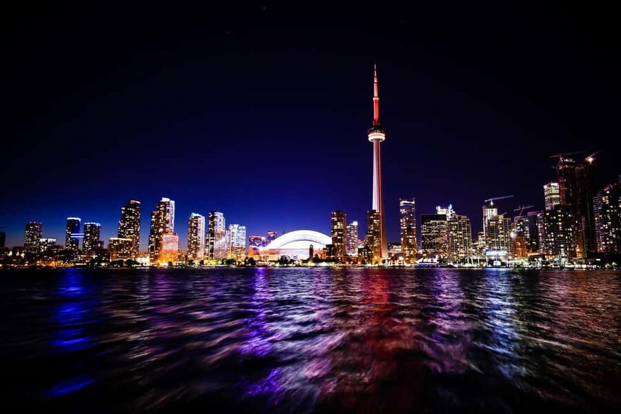 Toronto: True Tales of Toronto Harbour Audio Boat Tour - Warren Hoselton’s stories give the ride its character