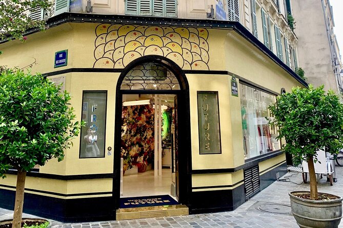 Trendy Marais, smartphone audioguided walking tour - Timing, walking pace, and group size