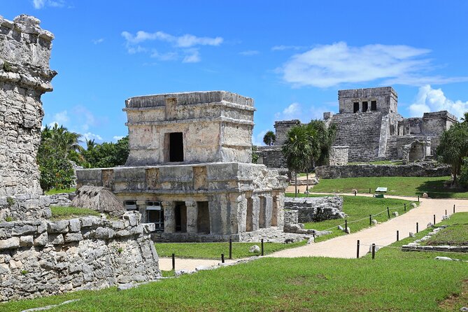 Tulum Mayan Ruins GPS Self-Guided Walking Audio Tour - Great Platform and the Northwest House