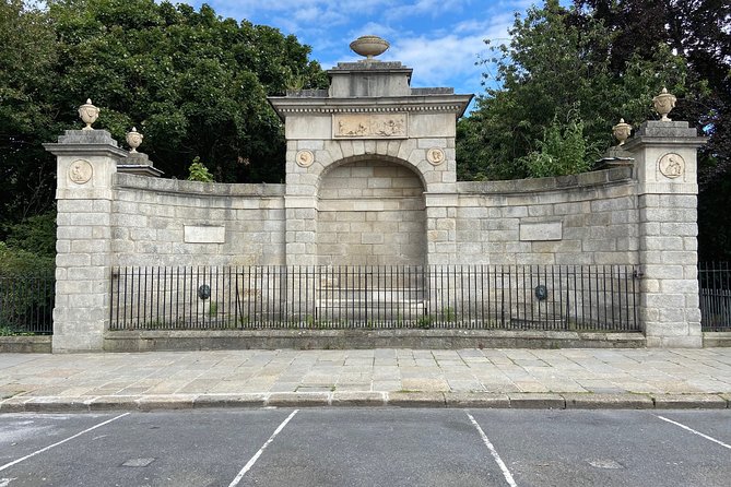 Turtle Bunbury's Dublin: A Self-Guided Audio Tour from a Celebrated Author - A story-filled walk from St Stephen’s Green
