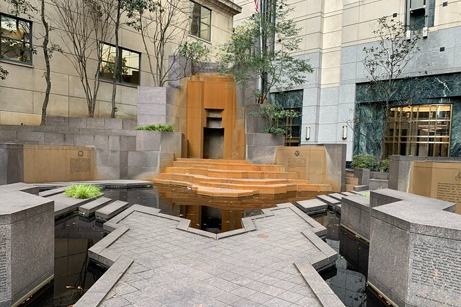Uptown Charlotte: A Self-Guided Audio Tour to the Heart of Queen City - The Green and Charlotte’s literary side