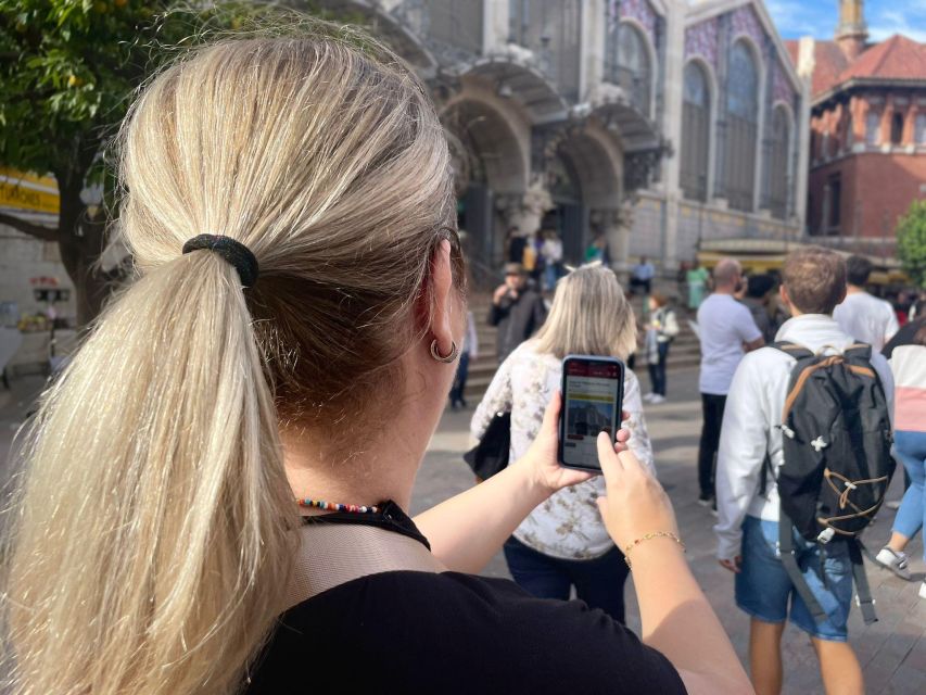 Valencia: 2-in-1 Biking and Walking Audio-Guided Route - The five-kilometer walk through the old city