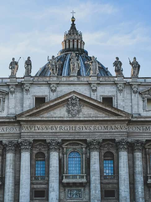 Vatican Full access: St.Peter's Basilica, Dome, Tombs+Audio - Meeting at Piazza Risorgimento