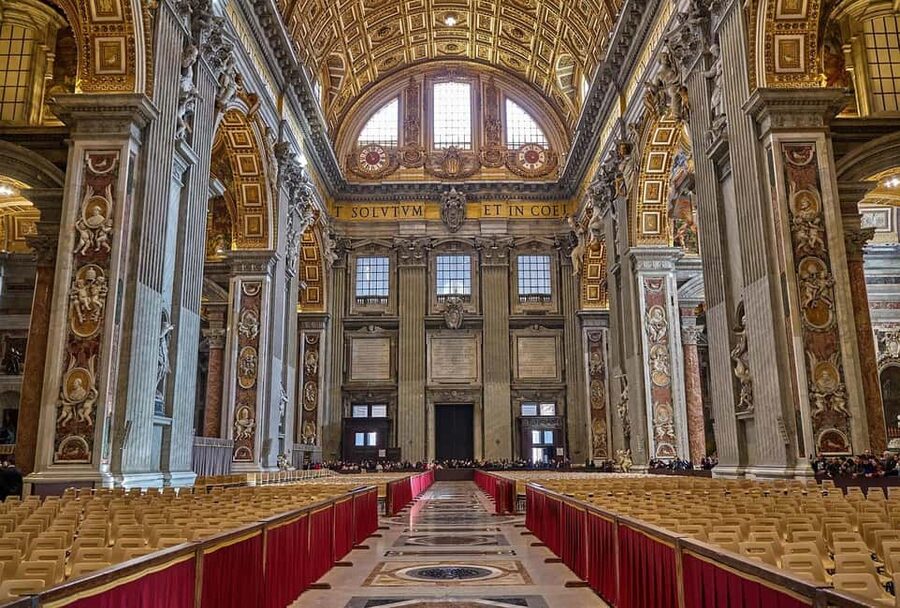 Vatican: St. Peter's Basilica Entry & Audioguide - Entering St. Peter’s Basilica after security
