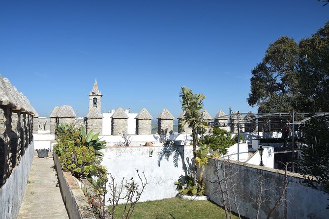 Vejer de la Frontera: The White Pearl of Andalusia Audio Guide - Starting at Youth House on Calle Juan Relinque