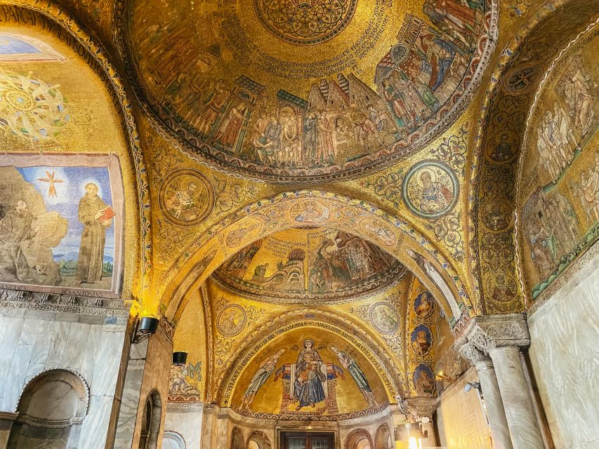 Gold mosaic ceiling inside St Mark&rsquo;s Basilica in Venice