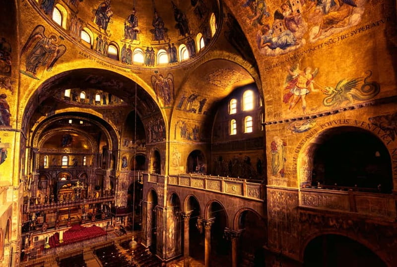 Venice: St. Mark’s Basilica Skip-the-Line Ticket & Audio App - The Pala d’Oro: a small area with huge detail