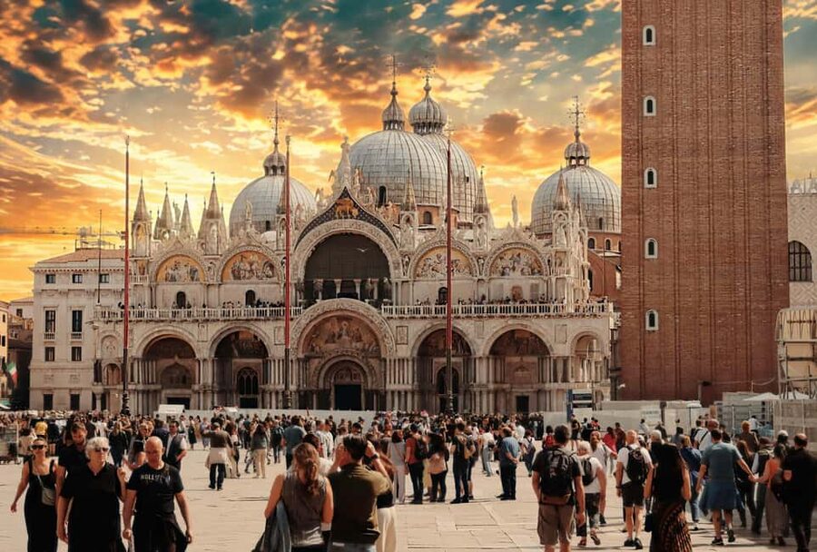 Venice: St. Mark’s Basilica Skip-the-Line Ticket & Audio App - Who should book this experience?
