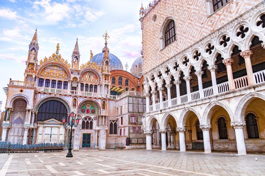 Venice: St. Mark’s Basilica Ticket with Host and Audioguide - Dress rules and what to leave behind