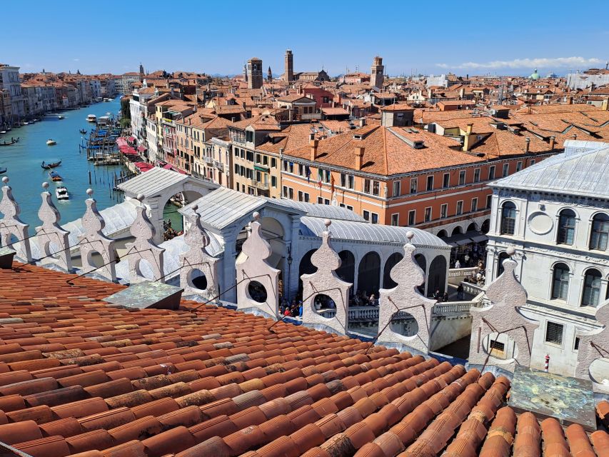 Venice: St. Mark’s Basilica Ticket with Host and Audioguide - Handling Venice’s crowds and high water