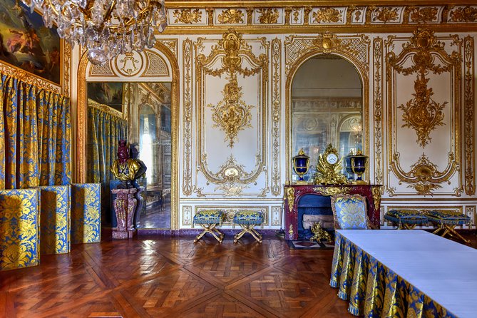 Versailles Domain Audio Guided Half Day Tour from Paris - The Hall of Mirrors deserves your best time