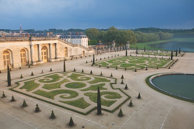 Versailles Palace with Audio Guide - Temporary exhibitions add value for repeat visitors