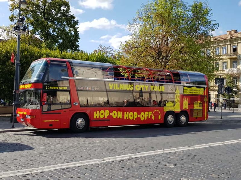 Vilnius: Sightseeing Audio Tour - Why this one-hour route works for a first look at Vilnius