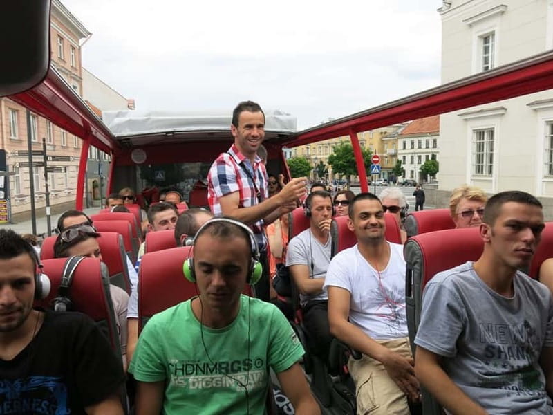 Vilnius: Sightseeing Audio Tour - The KGB Museum and Parliament: a sharp change in tone