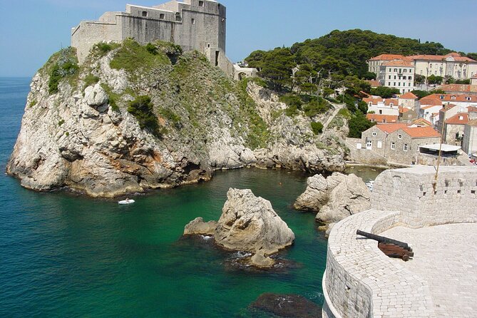 Walls of Liberty: A Self-Guided Audio Tour of Dubrovnik - Fortifications, bastions, and the defensive story