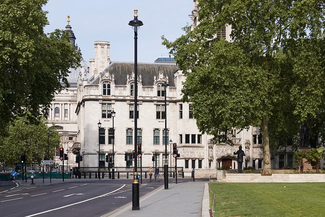 Westminster Famous Sites Self-Guided Audio Walking Tour - Parliament Square: people and moments that shaped Britain