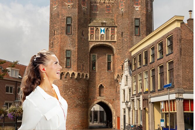 Zwolle: City Walk with Audio Guide in 7 Languages on your Phone - Museum de Fundatie and the city’s modern art side